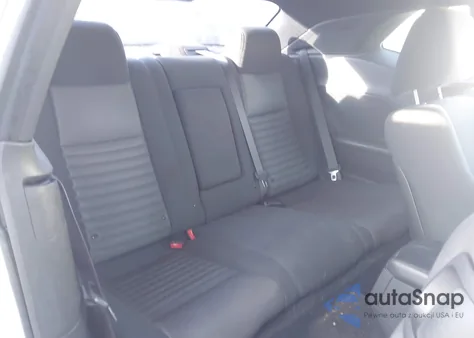 2013 Dodge Challenger R/T z USA, uszkodzony, nr VIN 2C3CDYBT5DH674884